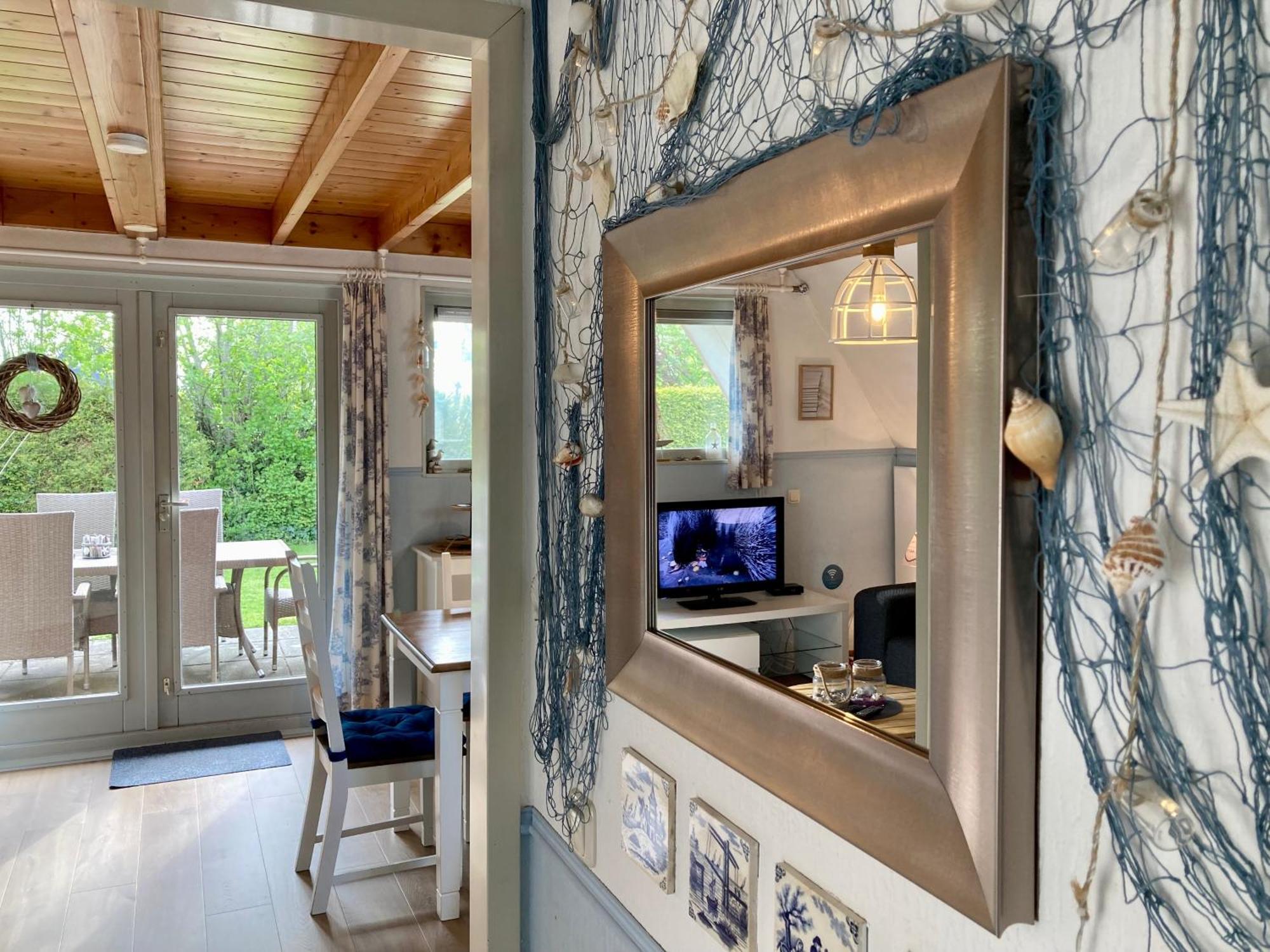 Urlaubsruhe 6 Pers Holiday Home W Terrace Close To National Park Lauwersmeer Anjum Exterior photo
